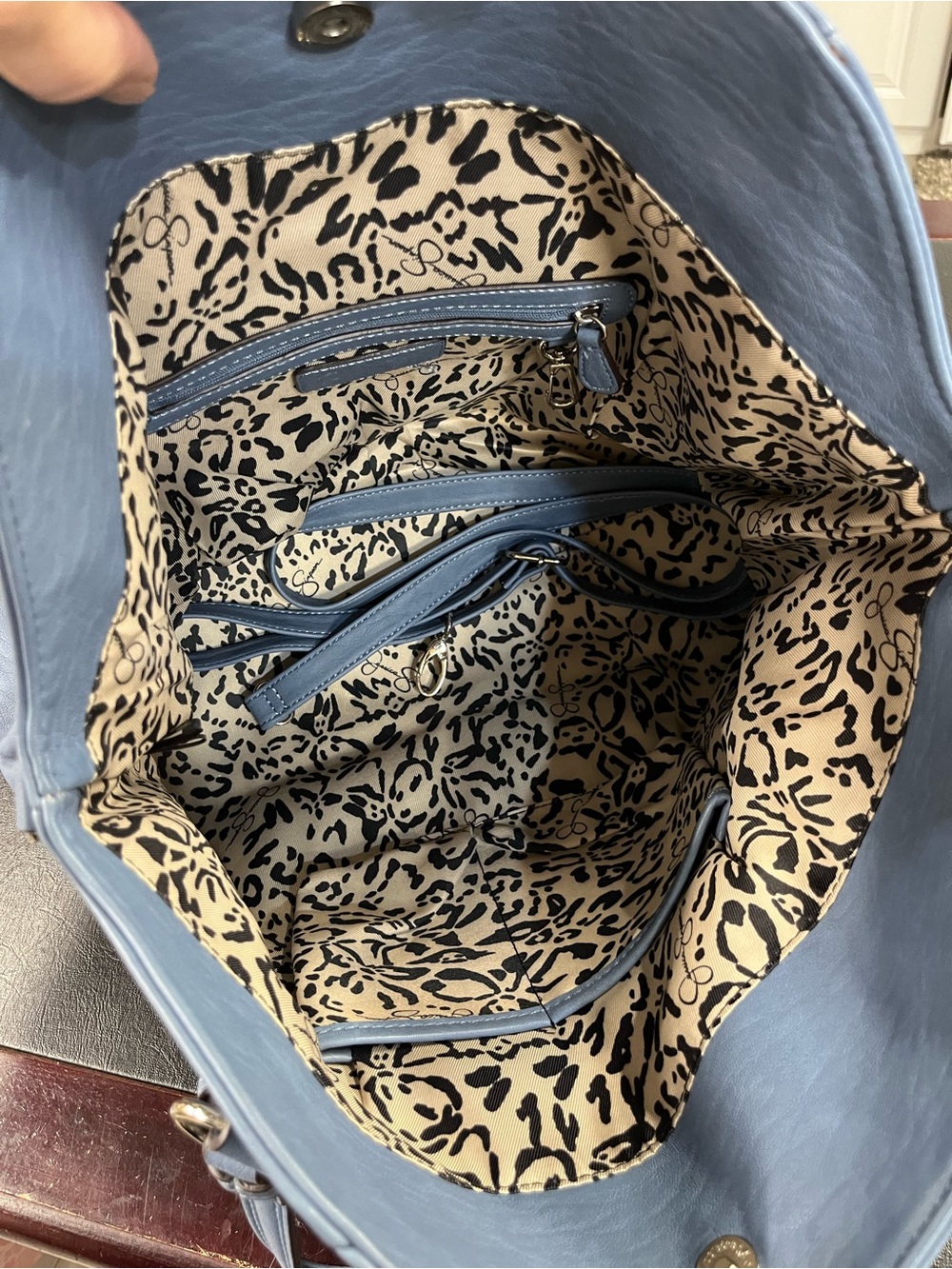 Jessica Simpson Kai tote NWOT - Picture 7 of 10